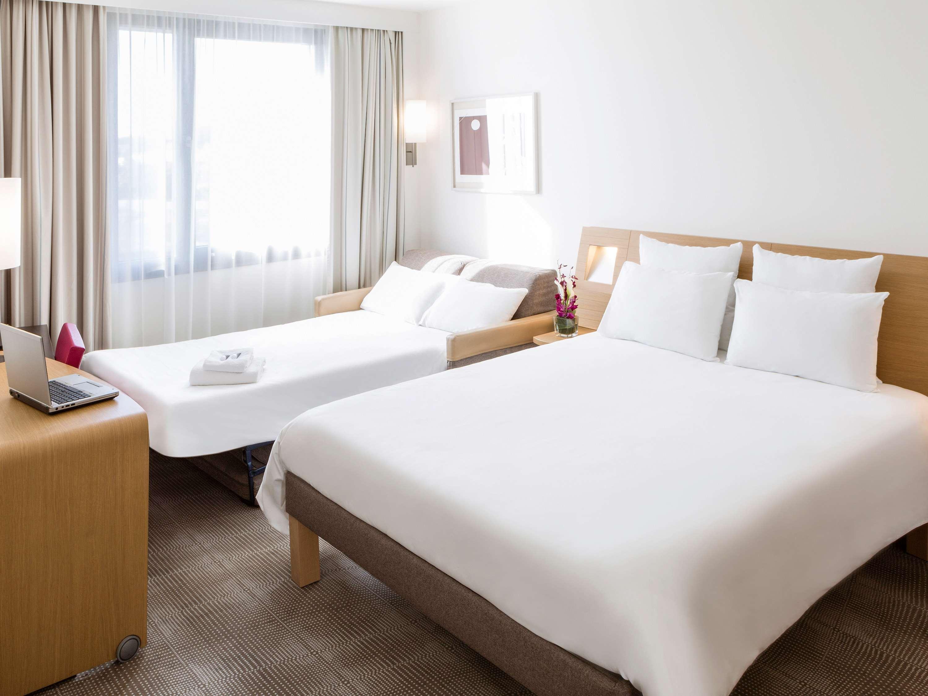 Novotel Toulouse Purpan Aéroport Esterno foto