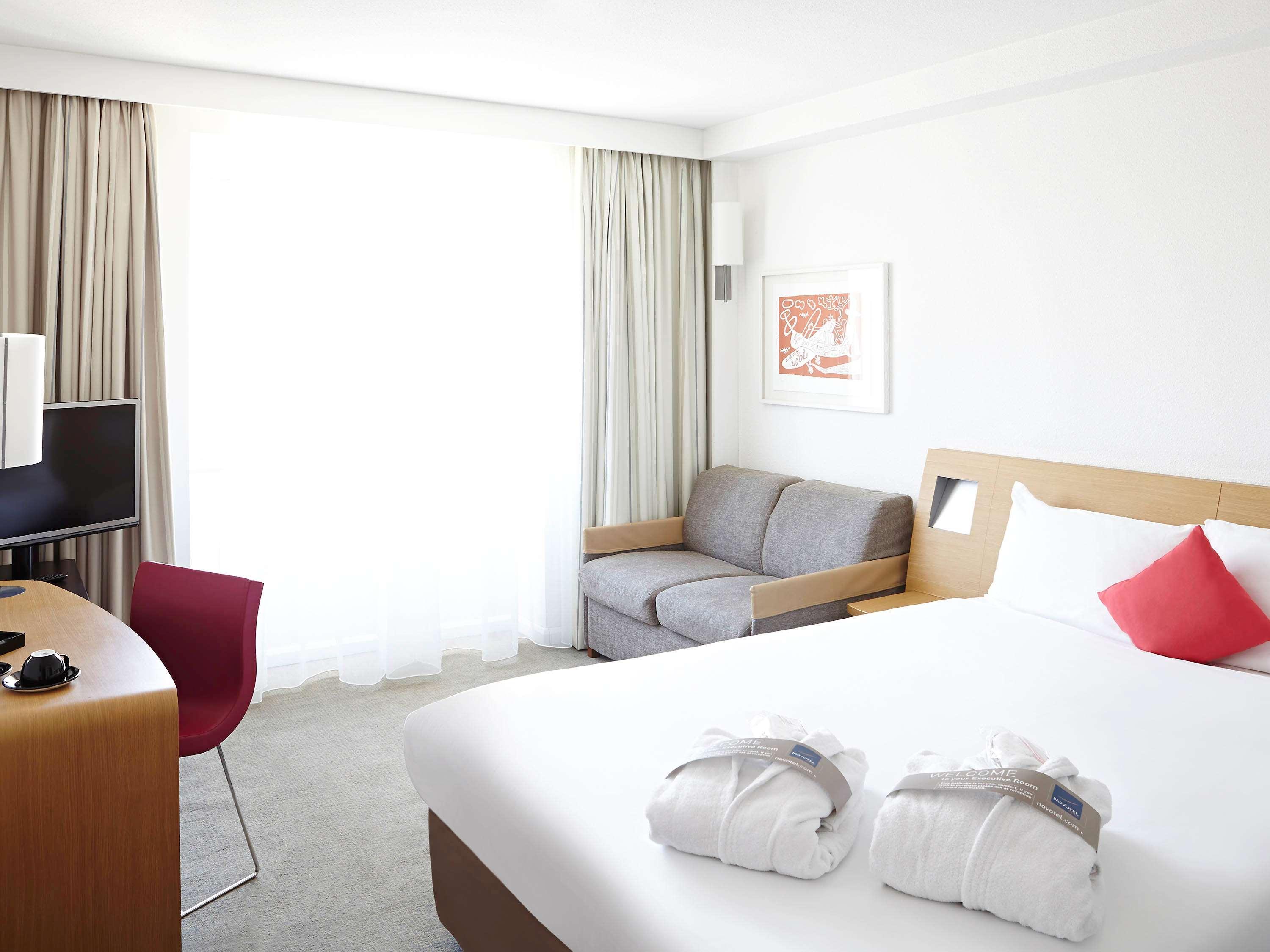 Novotel Toulouse Purpan Aéroport Esterno foto