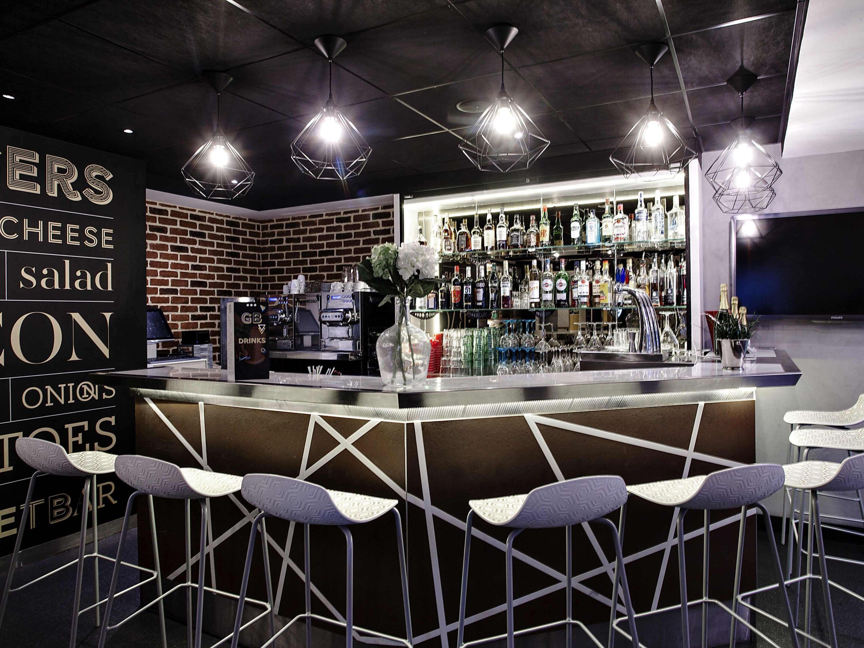 Novotel Toulouse Purpan Aéroport Esterno foto