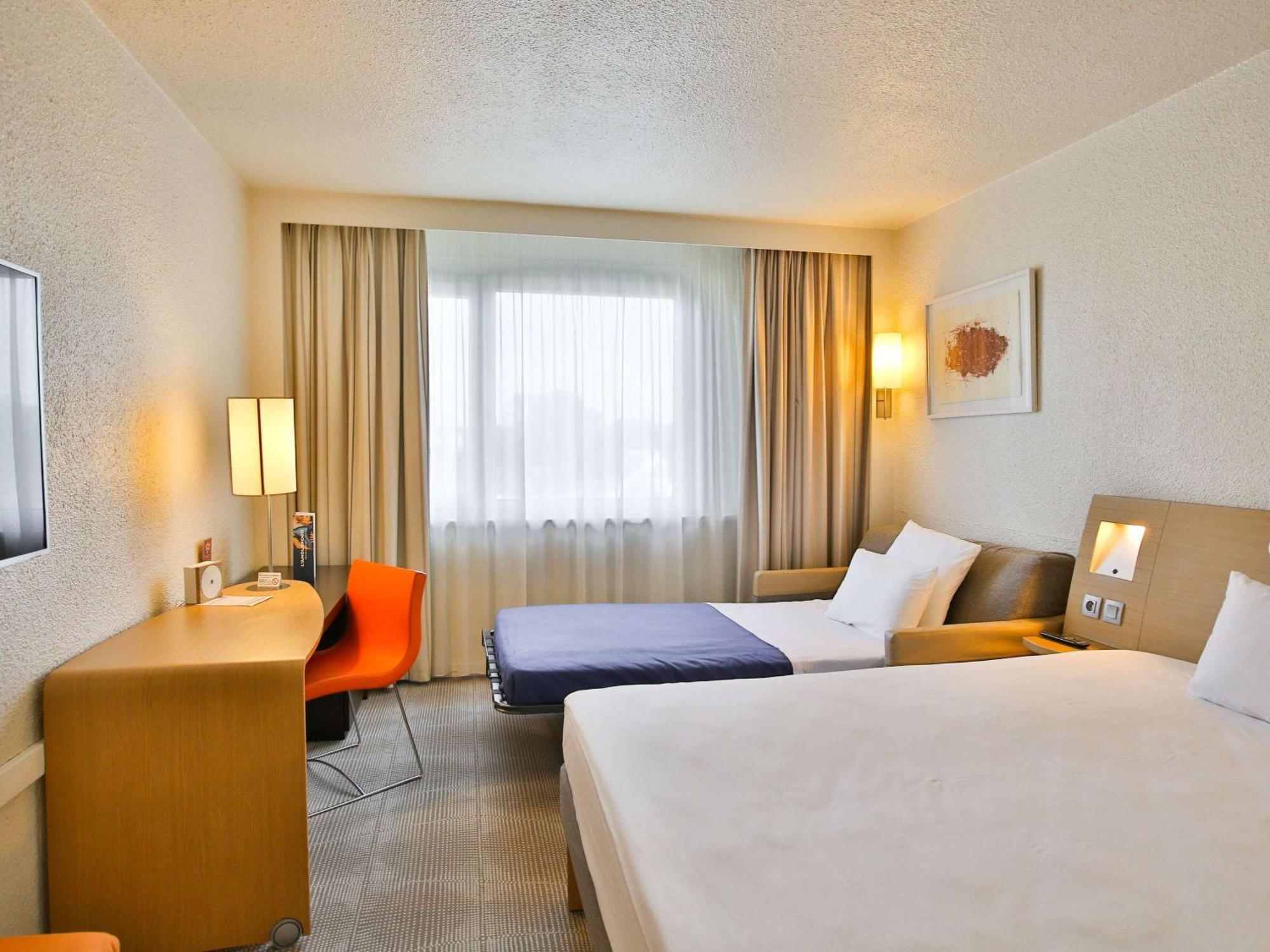 Novotel Toulouse Purpan Aéroport Esterno foto