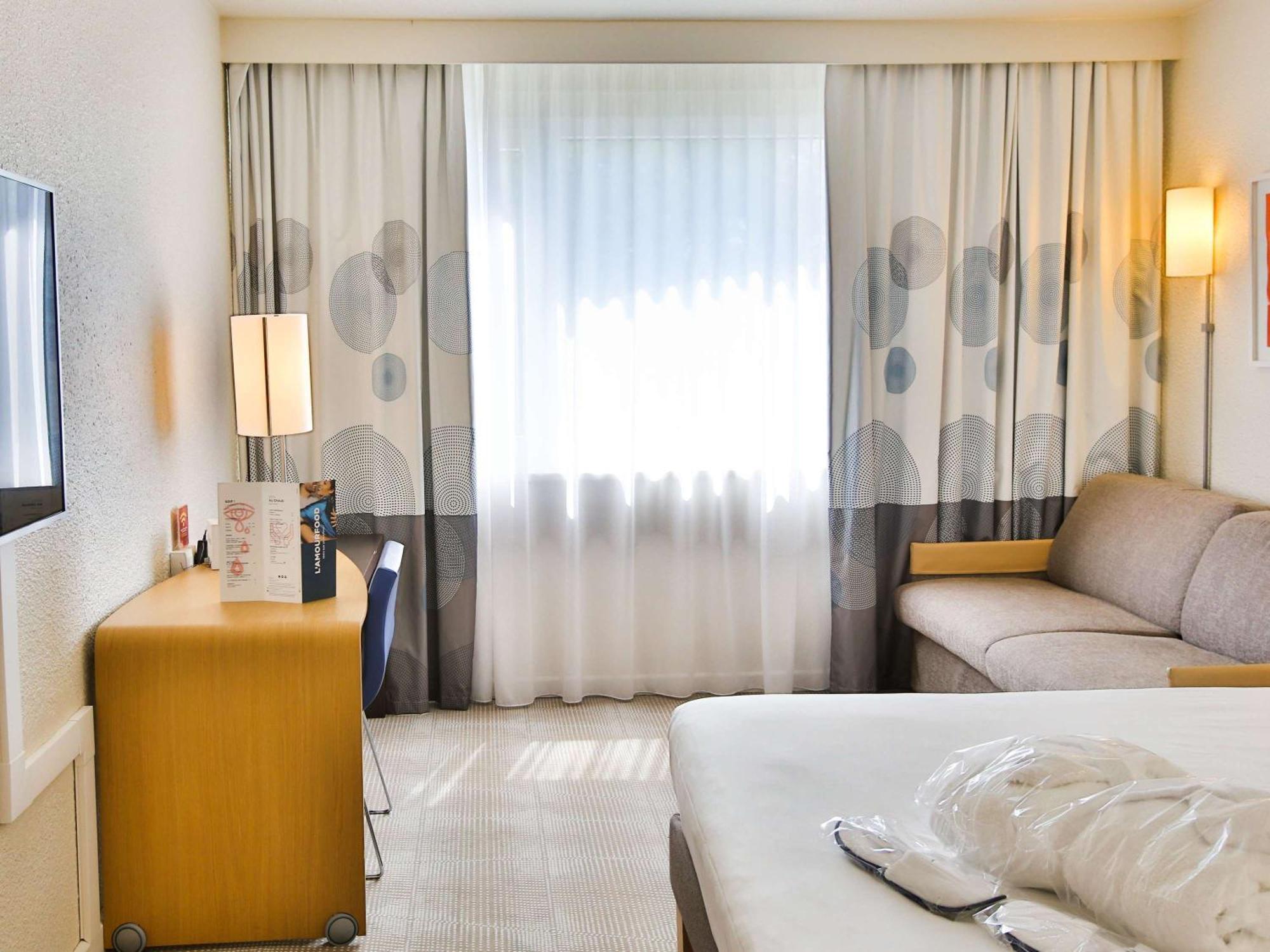 Novotel Toulouse Purpan Aéroport Esterno foto