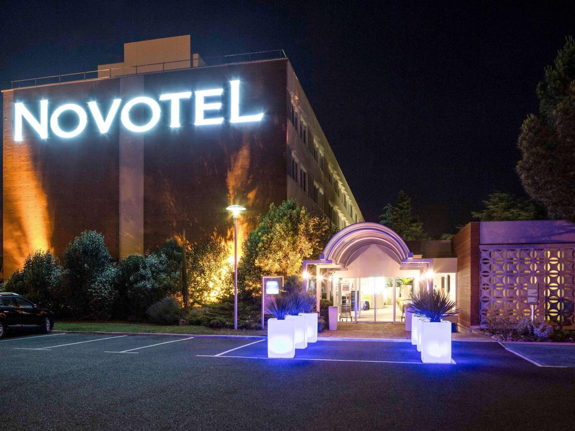 Novotel Toulouse Purpan Aéroport Esterno foto