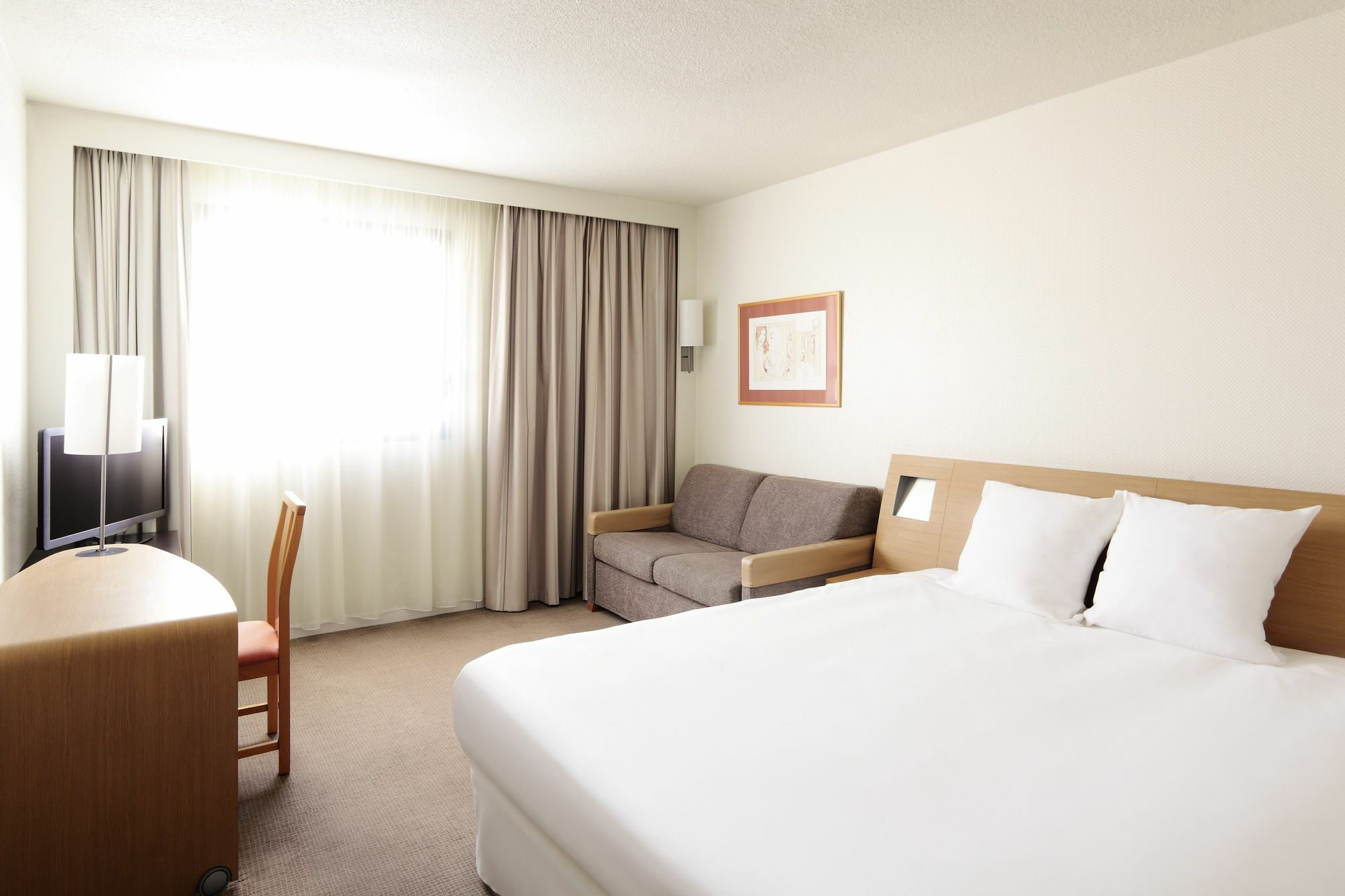 Novotel Toulouse Purpan Aéroport Esterno foto